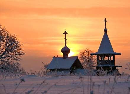 Winter St. Petersburg, Kizhi Island and Karelian Village Discovery Tour (KL-10)